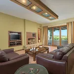펜션 Villa Lahania *